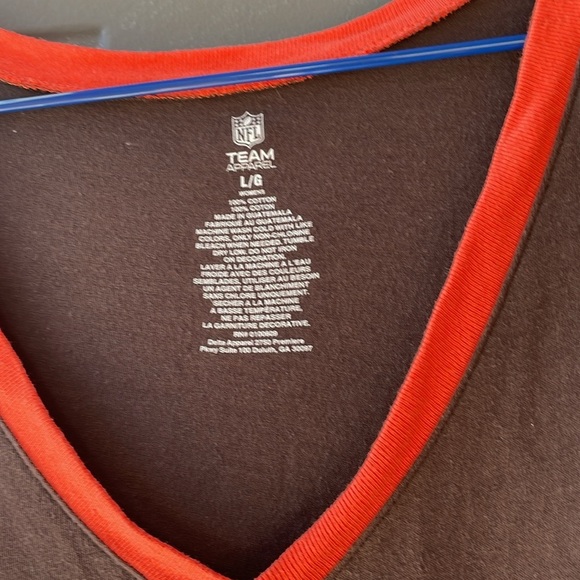 Cleveland Football V-Neck Tee - Picture 3 of 3